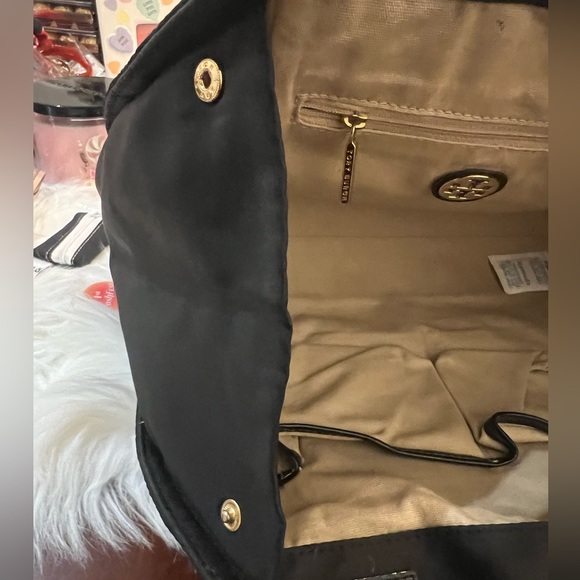 Tory Burch Handbag. A perennial favorite, the Ella Tote Bag - Picture 6 of 12